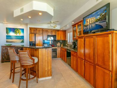 Stunning Maui Island Luxury Two Bedroom Condo Ocean Views